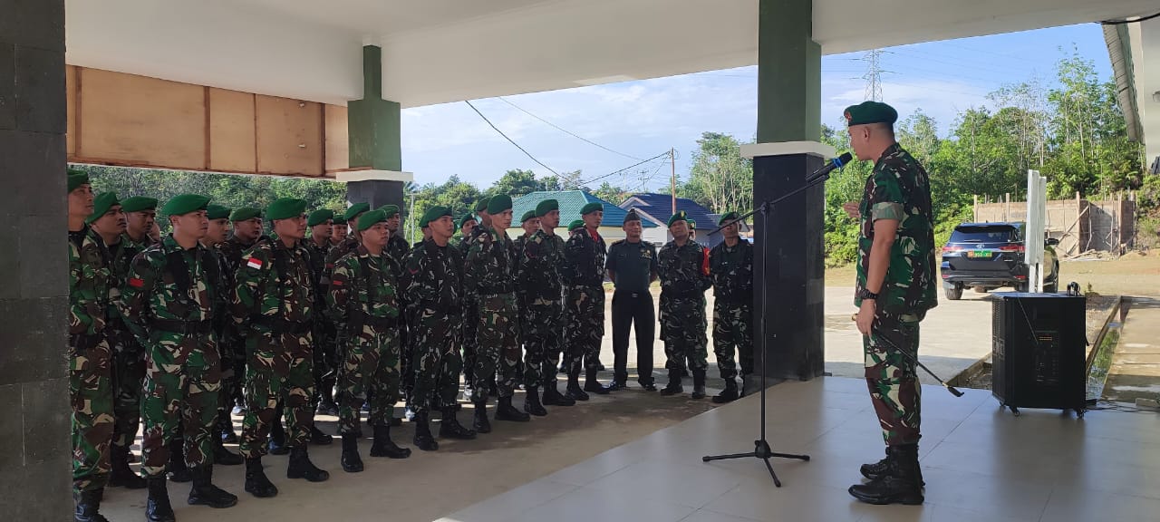 Komandan Kodim 1209/Bky Berikan Jam Komandan Merupakan Wujud Perhatian Serta Wadah Pemberian Informasi Kepada Anggota